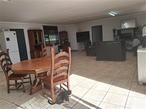 3 Bedroom House To Let