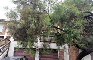 Townhouse For Sale in La Montagne