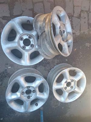 Toyota conquest rims one is damage for sale 