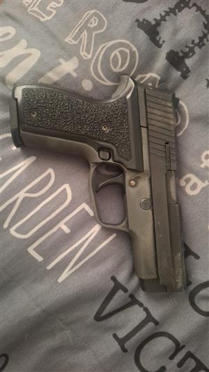 Retay Blank Handgun 