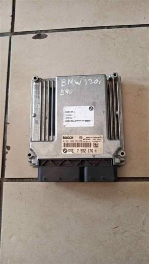 BMW E90 320i computer box