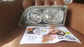 Volvo S40 2003 right headlight for sale