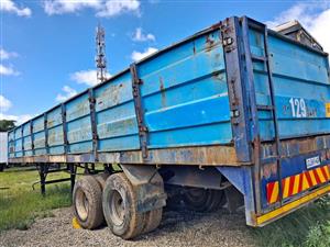 13m Aston Martin mass side double axle  trailer (Vat incl), Krugersdorp