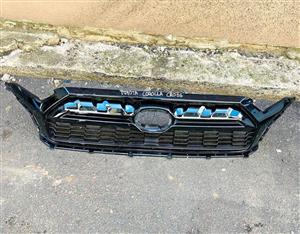 Toyota Corolla Cross grill