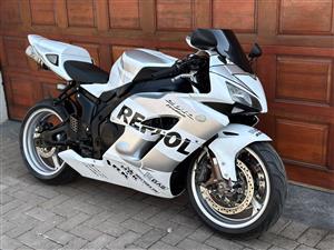 2004 Honda CBR1000RR fireblade repair bargain 