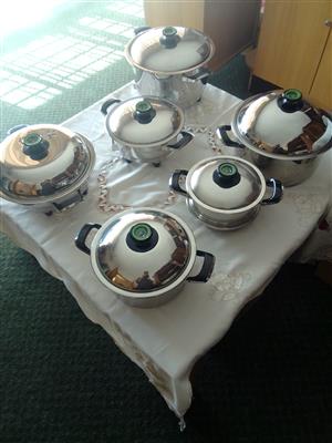 AMC Cookware : 3 x Electric and 3 x Non Electric Combo
