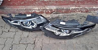 Land Rover Discovery Sport headlights 2016