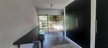 4 Bedroom Apartment to let in Erasmia