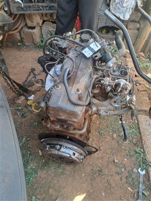 Selling a 21r engine for 2.4gl Toyota Cressida 