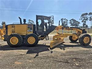 Komatsu GD675 grader