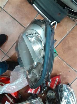 Hyundai tucson 2010 Headlight  Insurance Clean