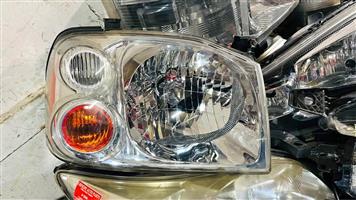 Nissan NP300 headlight