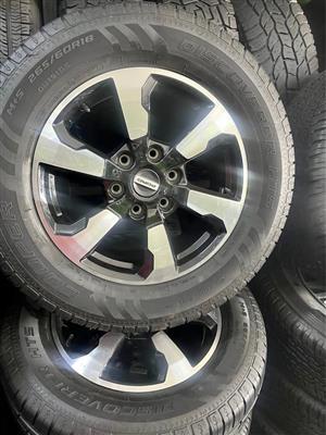 FORD//ISUZU 18” Mag Rims (WITH USED TYRES)