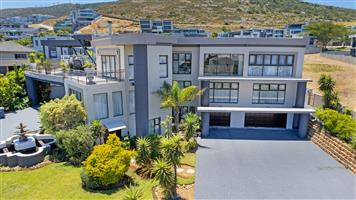 House For Sale in Baronetcy Estate