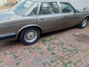 Daimler Six (Jaguar XJ40) for sale