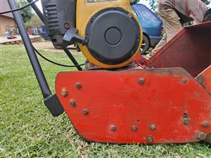 Robin lawnmower EY15D Professional