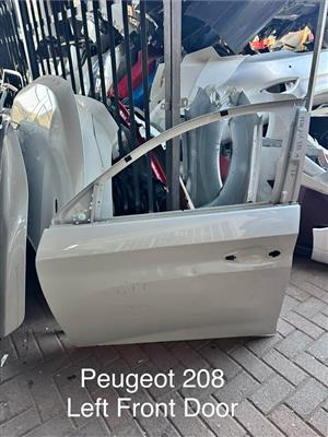 Peugeot 208 Left Front Door Facelift