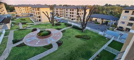 A neat 1 bedroom unit for sale in Royal Reef West