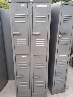 Steel 2 door lockers 