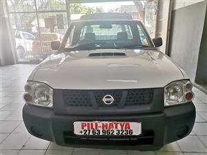 2016 NISSAN NP300 2.5 HARDBOODY SINGLE CAB MANUAL