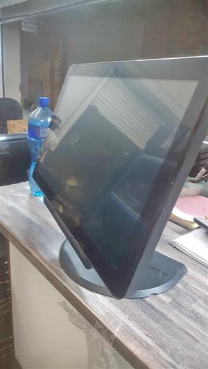  touch screen core i3 4th gen 128 ssd 4gig ram