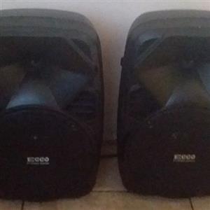 amp and speakers