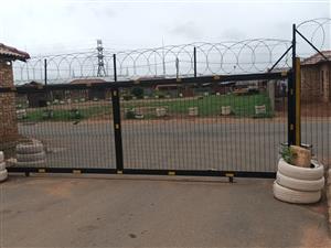 Townhouse For Sale in Soshanguve VV