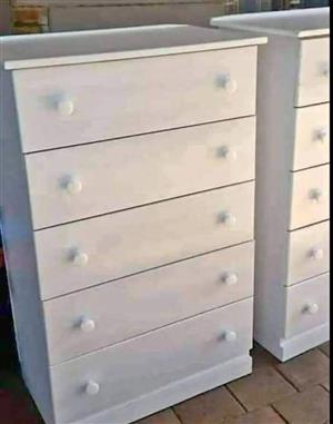 Brand new chest of drawers on crazy special cash on delivery