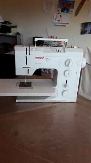 Bernina sewing machine for sale  Roodepoort