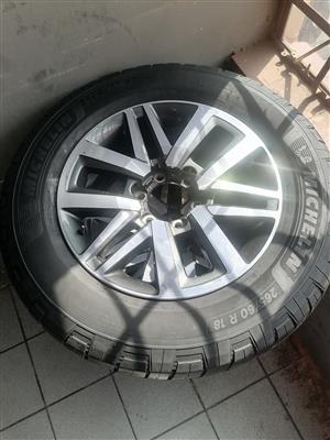 Toyota Raider 18inch Mag Rims Rims (WITH USED TYRES)