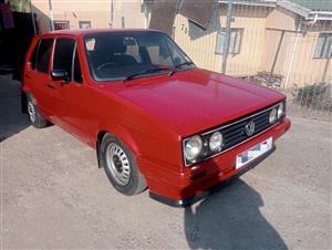 Golf 1 1.6 carb