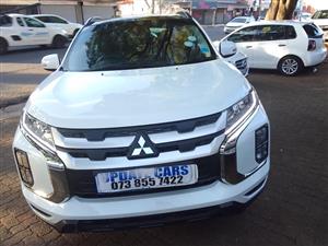 2021 Mitsubishi ASX 2.0Auto white color Panaromic Sunroof  Reverse Camera  Service Book  Spare Key