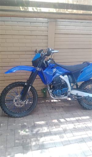 Yamaha YZ250F  onco bel  neal
