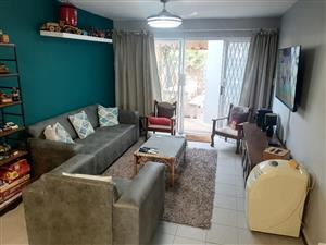 Charming Ground-floor Apartment in Strand Central