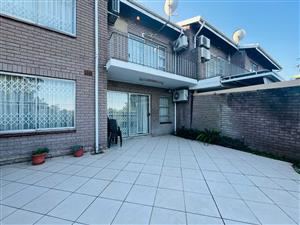 Townhouse For Sale in Umgeni Park