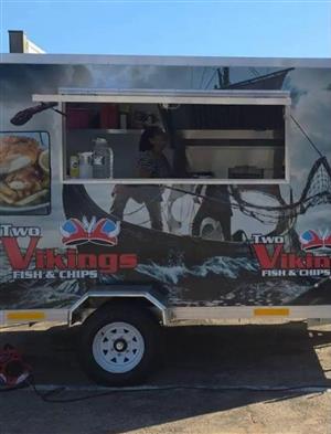 FULLY EQUIPPED FOOD TRAILER / MOBILE KITCHEN – READY TO TRADE