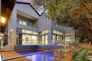 Exquisite Residence in Helderfontein Estate Modern Elegance & Unrivalled Luxury