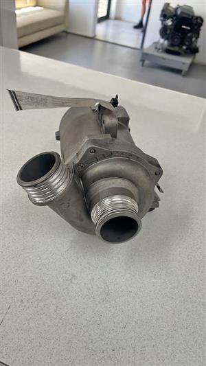 BMW E90 N52B25-N52B30 Electric Water Pump 