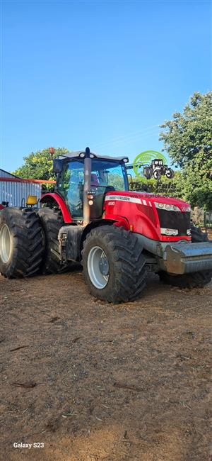 2011 Massey Ferguson 8690