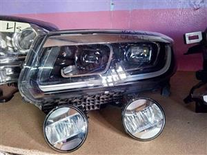 Urban cruiser headlight left side for sale