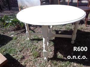 Solid Wood Round Table @ R600