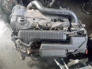 99-07 VOLVO V50/C70/S40/S80/V70/S70/VC70 2.5L( bB254T3) IMPORTED USED ENGINE)