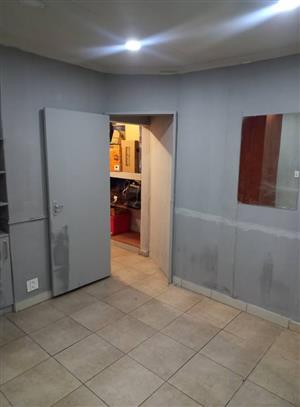 Room to rent : Magalieskruin