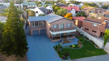 Immaculate Family Home with Braai Room and Modern Features