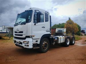 2012 UD 490 Double diff horse truck for sale