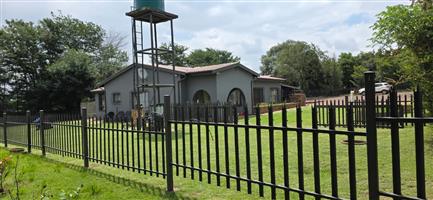 Distinctive Agricultural Holding with Two Homes – Benoni AH