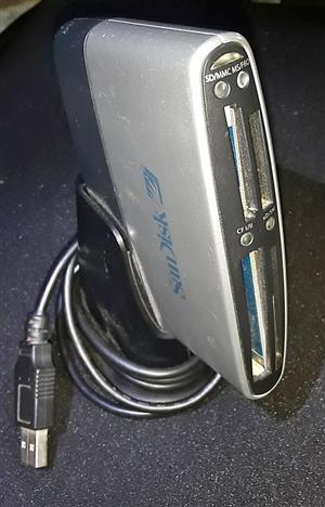 Sandisk Card Reader with Docking Bay - USB