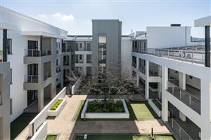 Modern 2 Bed, 2 Bath Apartment with Secure Parking