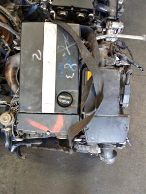 00-     MERCEDES C-CLASS E-CLASS COMPRESSOR 271-946 ENGINE