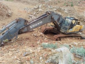 Volvo EC240B Stripping for spares